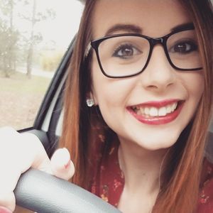 Meet your Posher, Hollie michelle